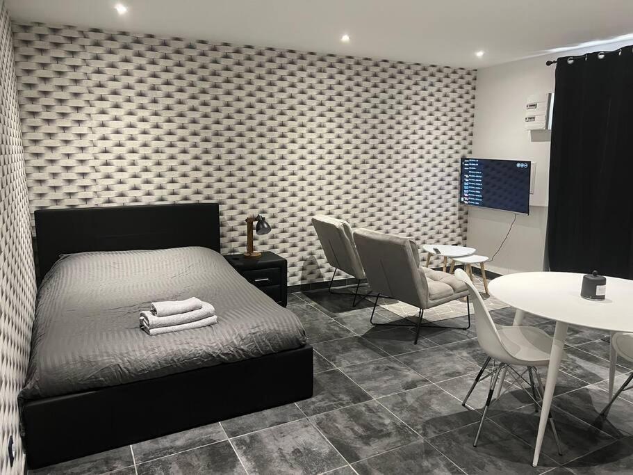 Joli Appartement Blanzy ภายนอก รูปภาพ