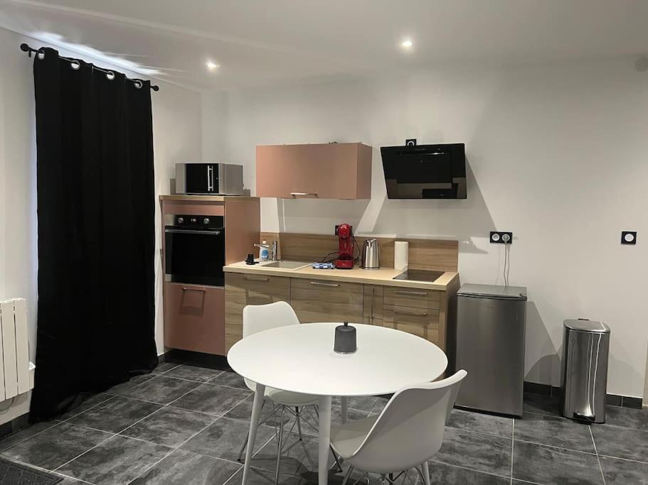 Joli Appartement Blanzy ภายนอก รูปภาพ